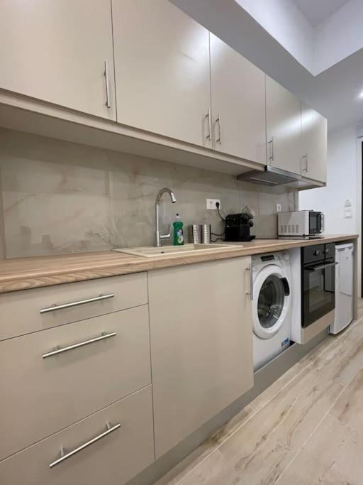 Pangrati-Luxury Central Cozy Studio Athen Eksteriør billede